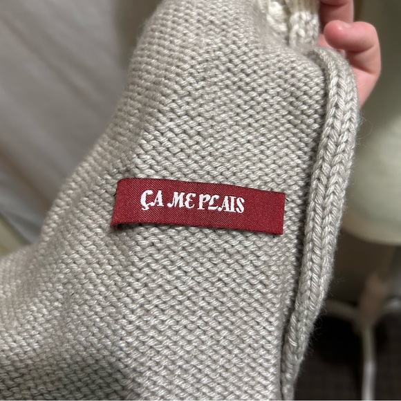 Long knitted scarf - Picture 3 of 3